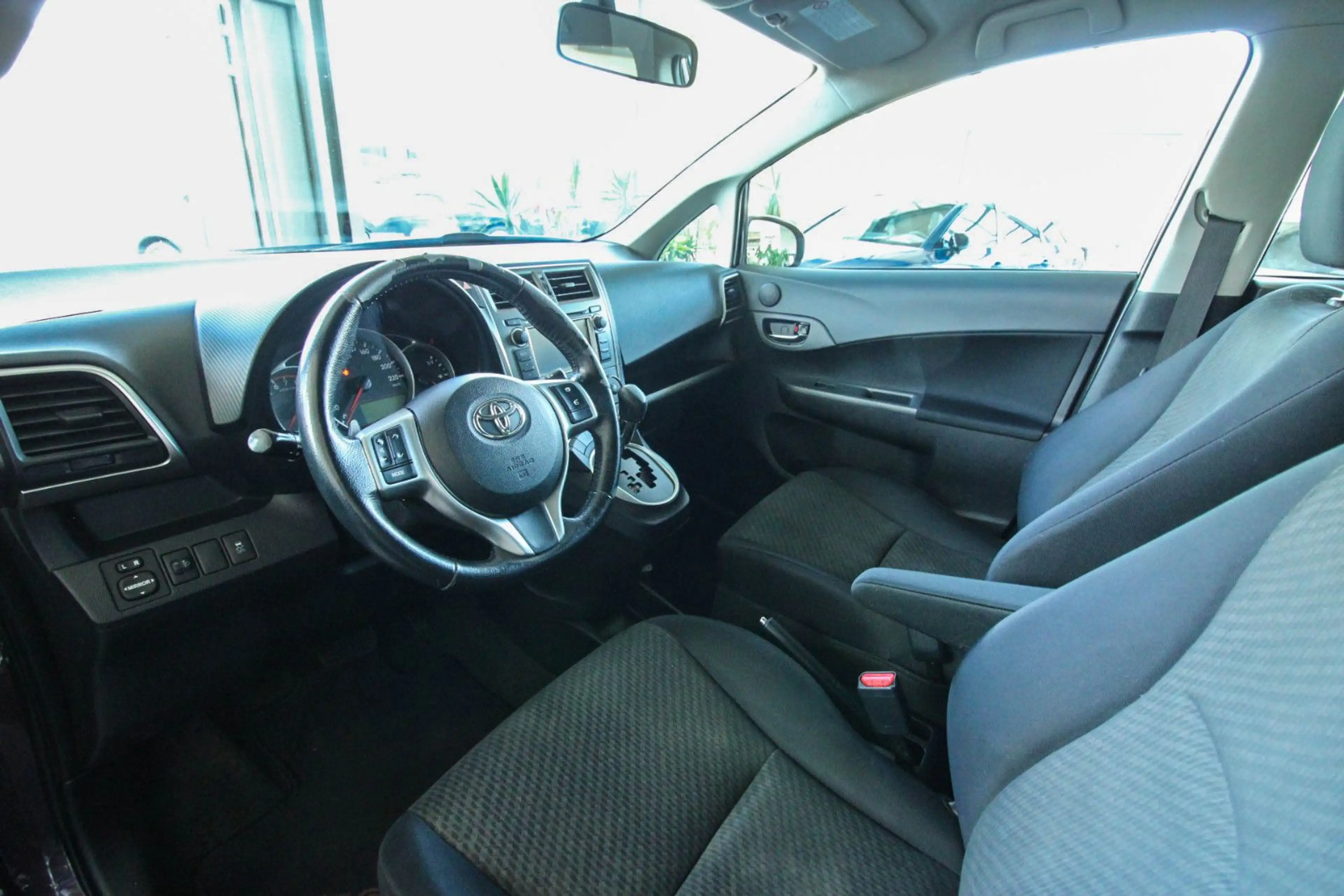 Toyota Verso-S Verso S Life Automatik/Kamera/Klima — photo 10