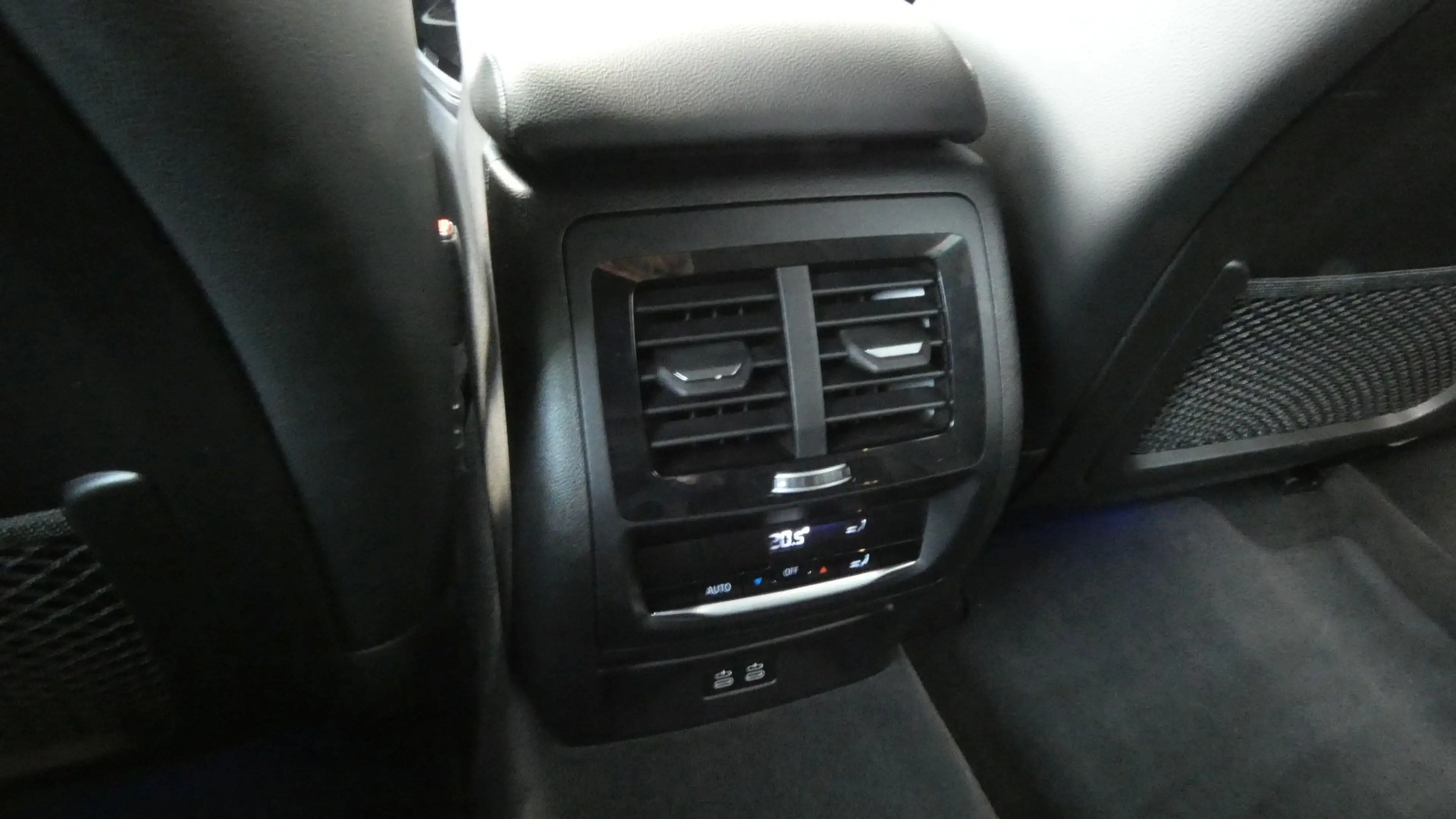 BMW X4 xDrive20i M Sportpak. Laser°Parkass°Temp.M19Z — photo 14