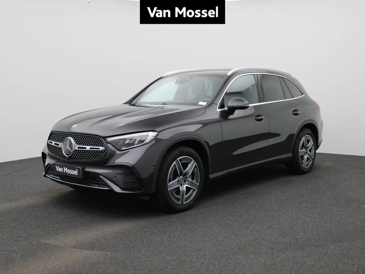 Mercedes-Benz GLC 300 D + AMG LINE + TREKHAAK + RIJASSISTENTIEPAKKET PLU — photo 1 of 15