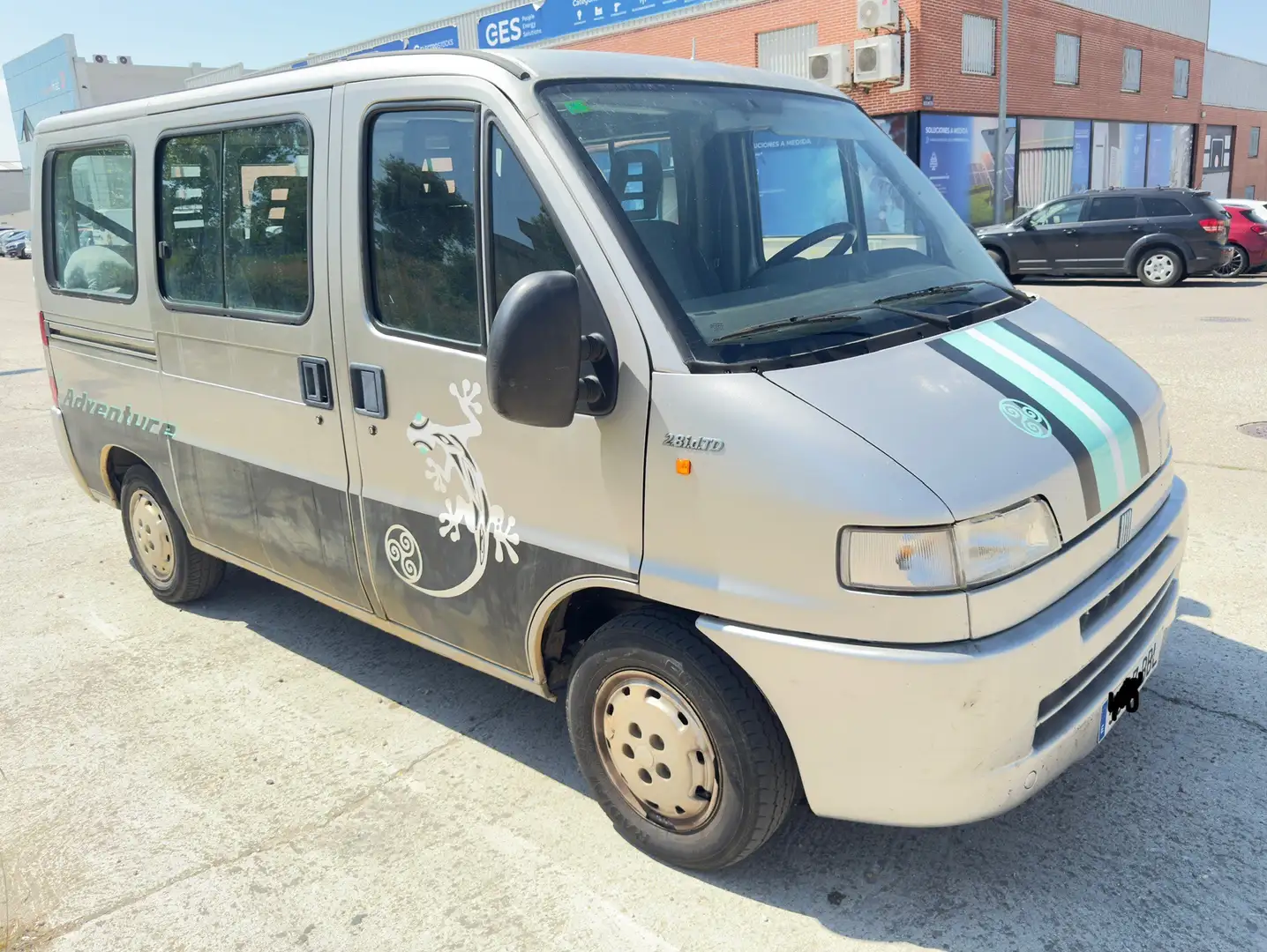 Fiat Ducato Furgón Medio 2.8TD Grau - 2