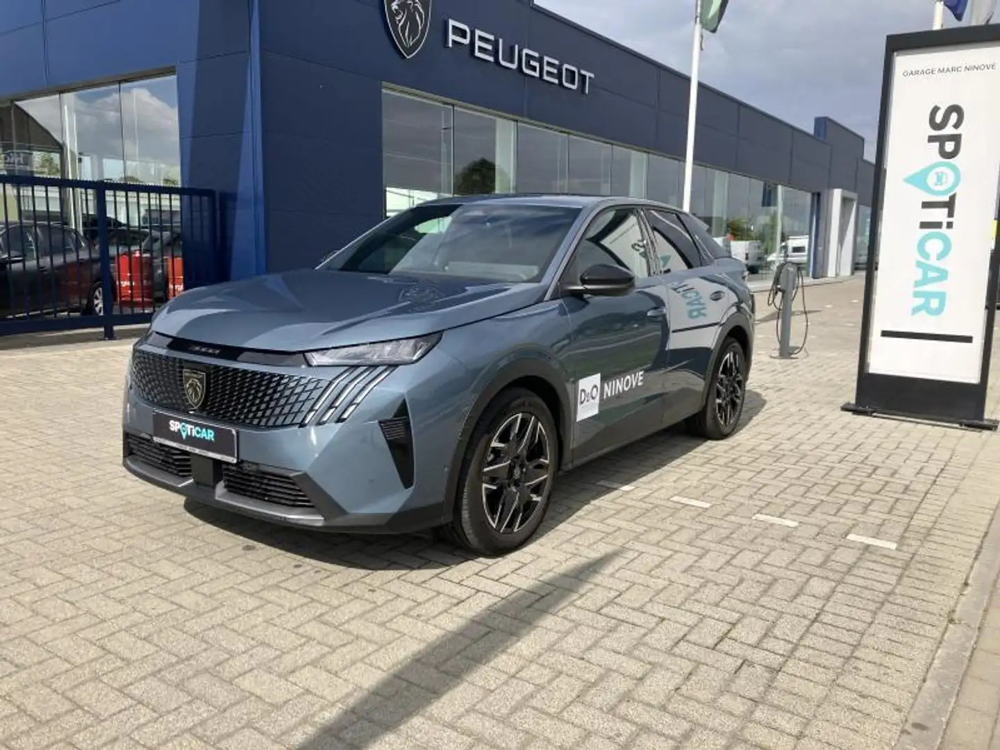 Peugeot 3008 III & e- Allure Blauw - 1