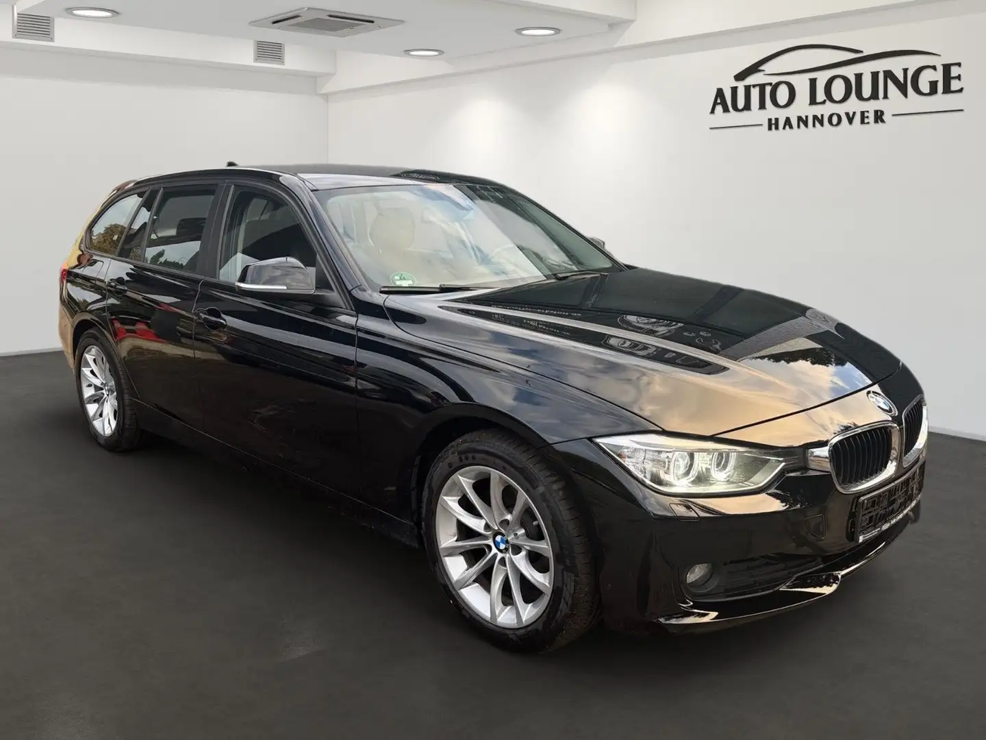BMW 320 d Touring Automatik | Xenon | Navi Business | Schwarz - 1