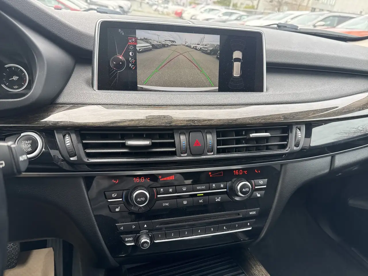 BMW X5 снимка BMW X5