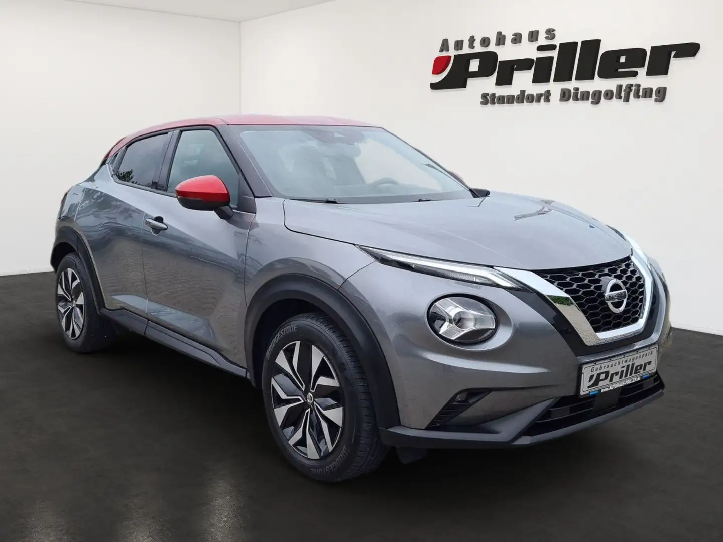Nissan Juke 1.0 DIG-T N-Connecta/NAVI/AHK/LED/DAB/Apple Szary - 2
