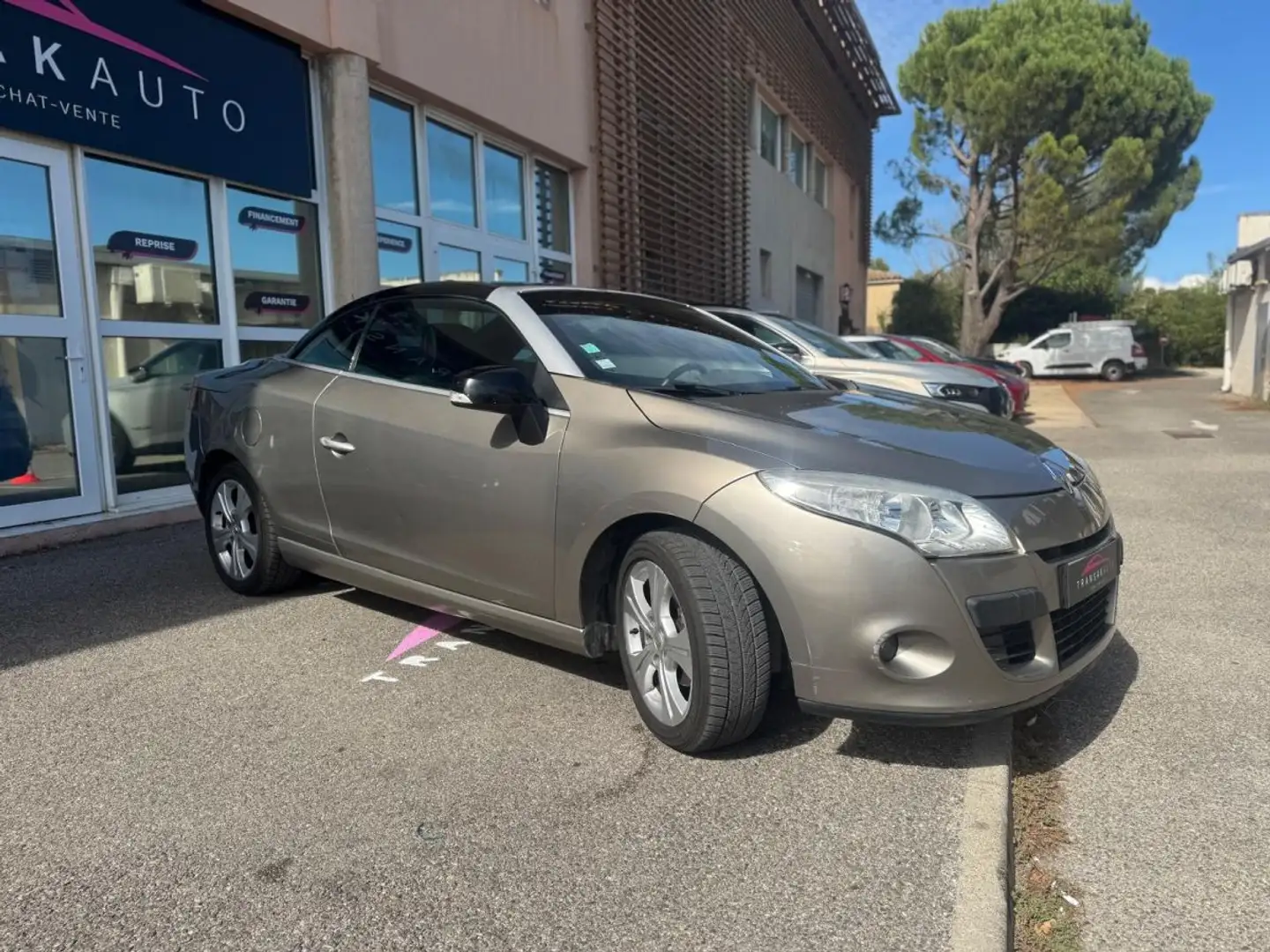 Renault Megane III dCi 110 eco2 FAP Dynamique Euro 5 / distribution faite / embrayage neuf Beige - 2