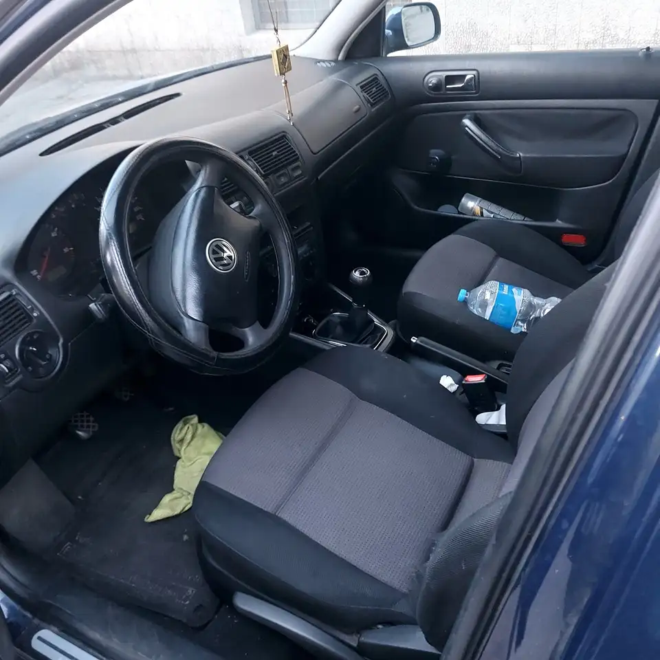 Volkswagen Golf 3p 1.9 tdi Comfortline 100cv, foto 2