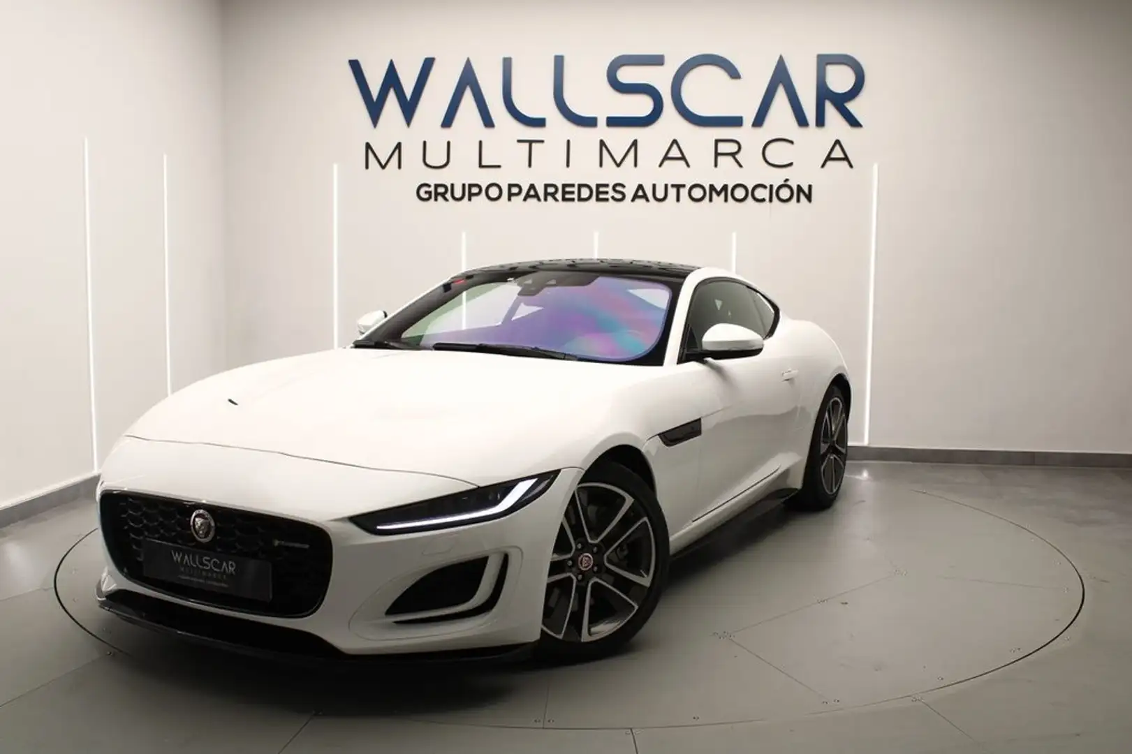 Jaguar F-Type 2.0 I4 300PS RWD Aut R-Dynamic Black Weiß - 2