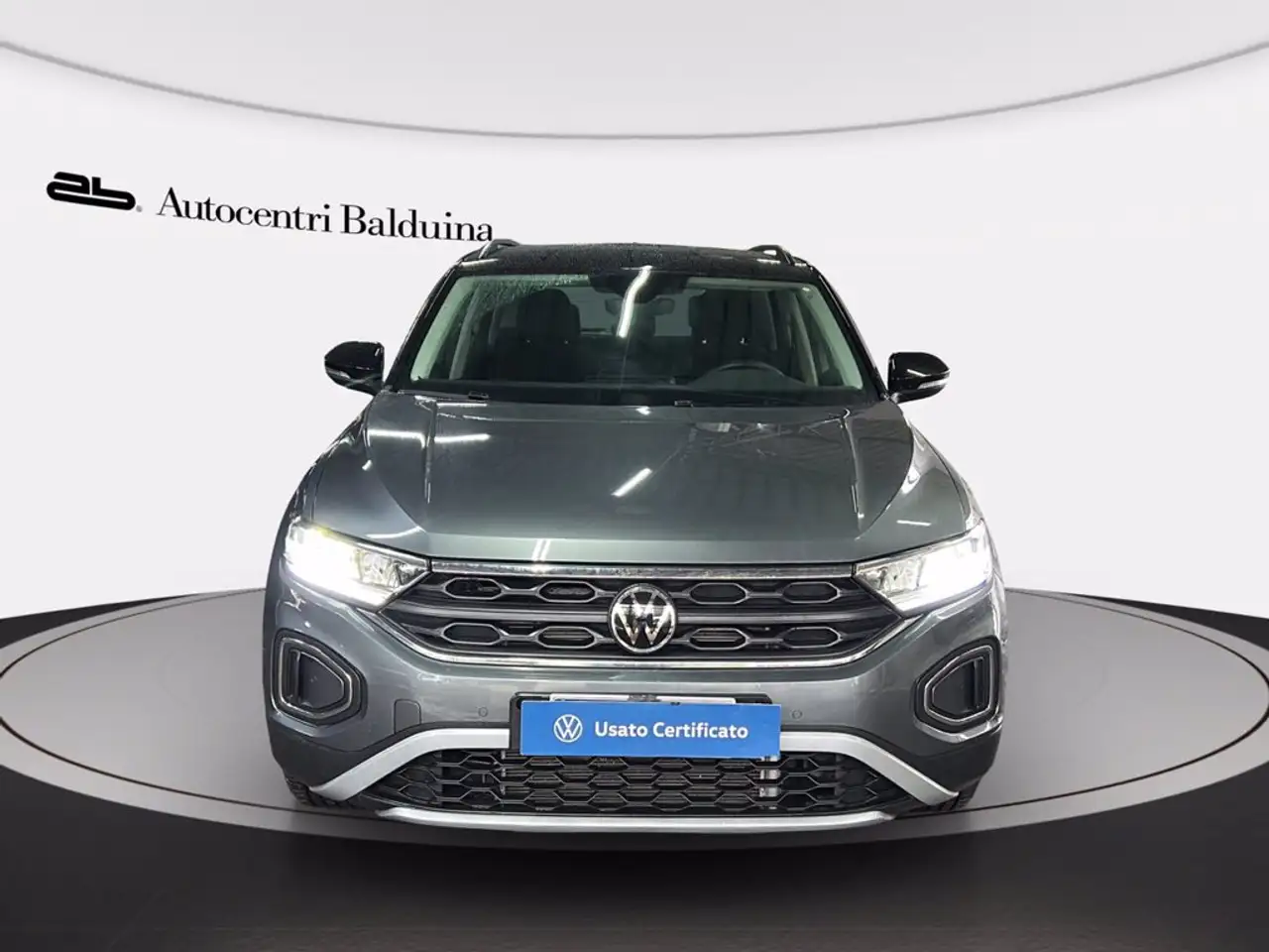 Volkswagen T-Roc 1.5 tsi life dsg 2