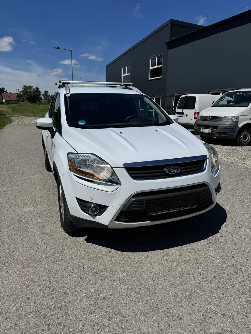 Ford Kuga 2.0 TDCi Titanium - 1