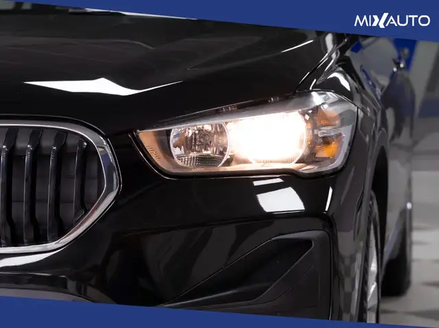 BMW X1 view 10