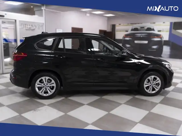 BMW X1 view 6