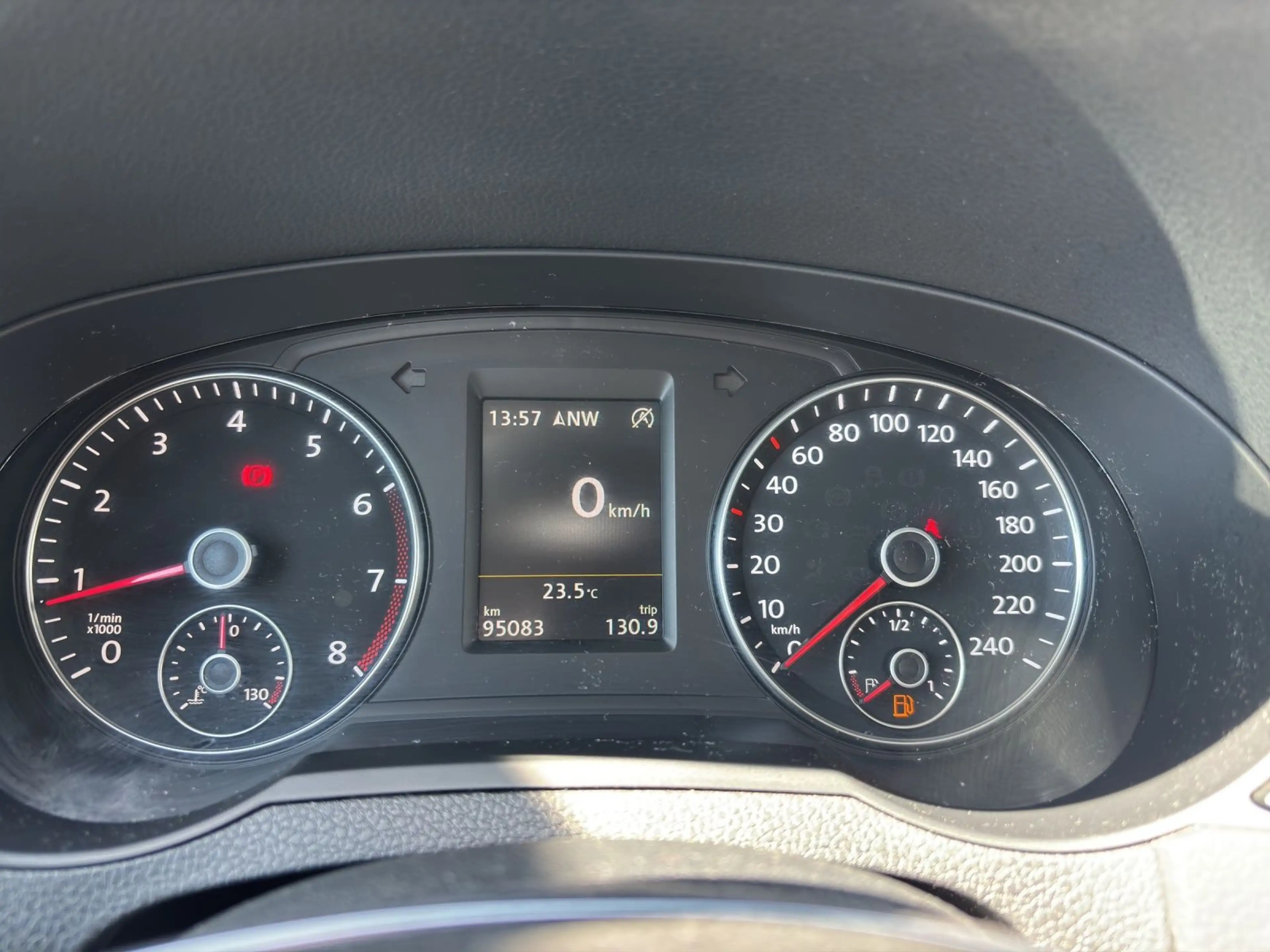 Volkswagen Sharan Highline 1.4 TSI PANO KAMERA NAVI SHZ — photo 9