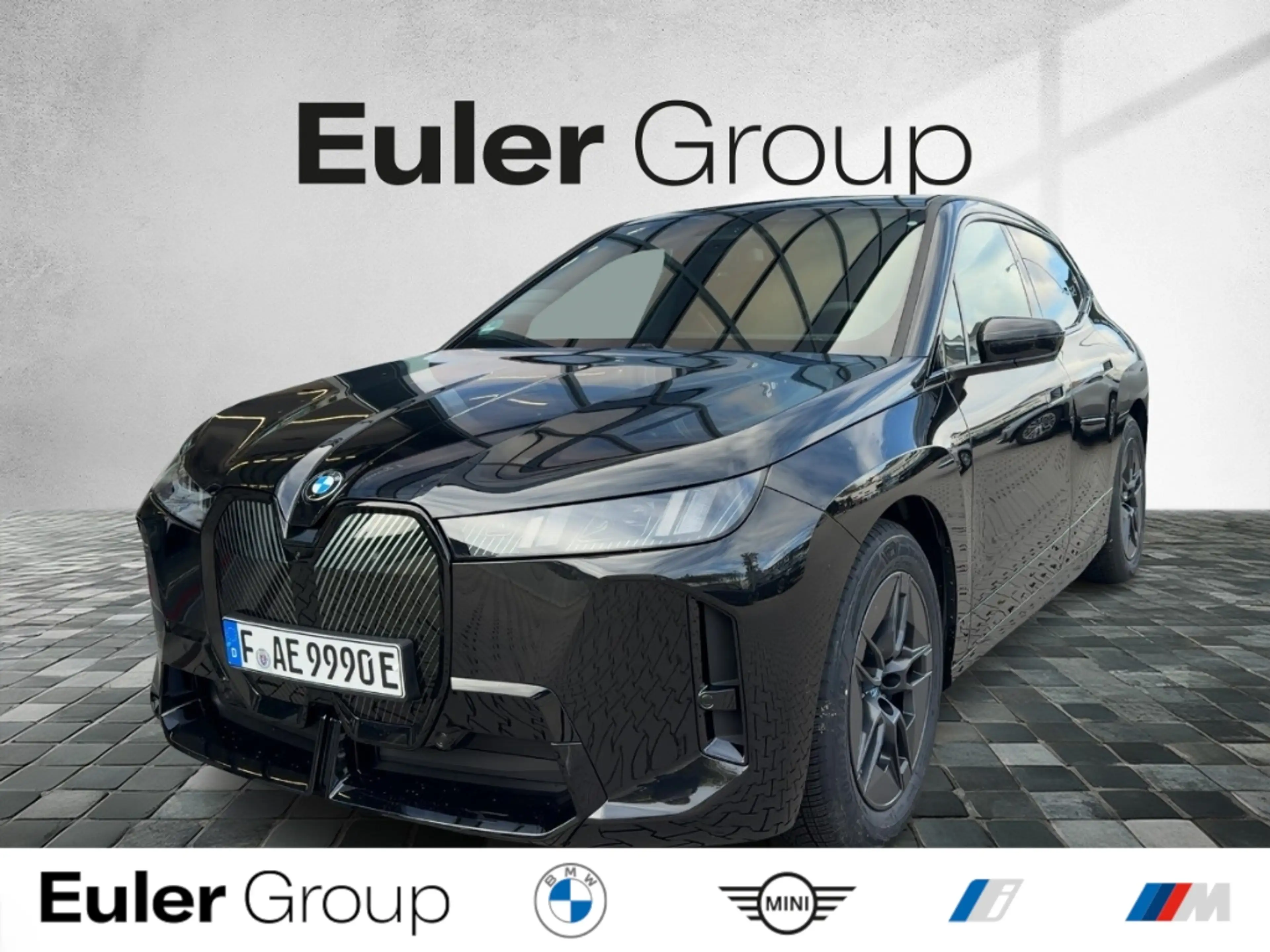 BMW iX xDrive 45 Sportpaket HUD StandHZG AHK-klappbar AHK