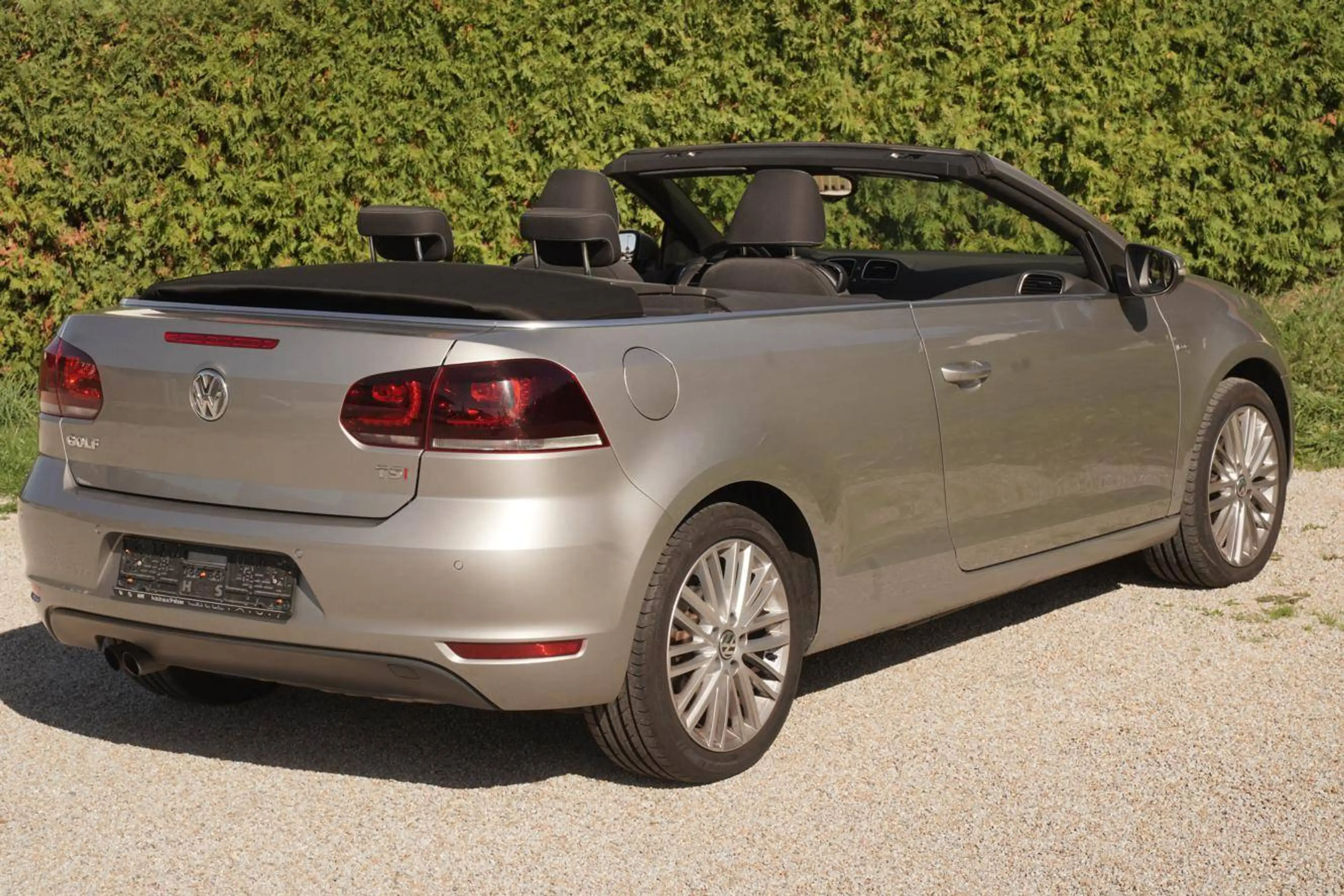 Volkswagen Golf Cabriolet Golf VI Cabrio Cabrio 1.4 TSI Cup — photo 2