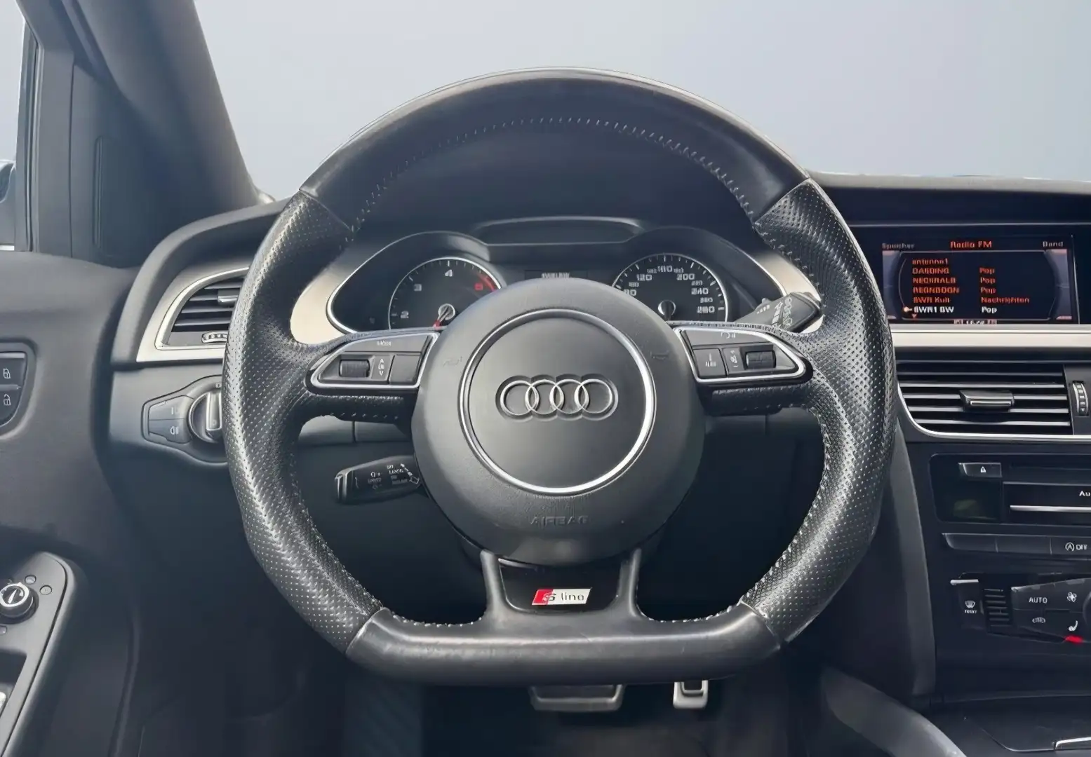 Audi A4 A4 Avant 2.0 TDI  Quattro S-Tronic Sline Grau - 2