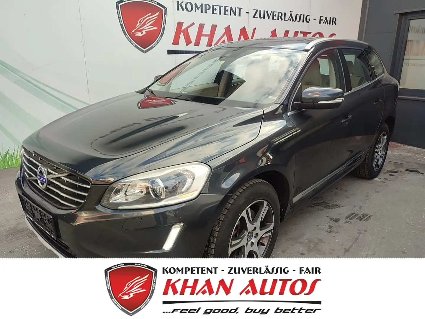 Volvo XC60 D4 Summum Geartronic *Panorama*Leder* Grau - 1