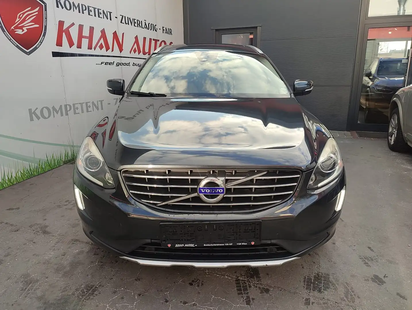 Volvo XC60 D4 Summum Geartronic *Panorama*Leder* Gris - 2