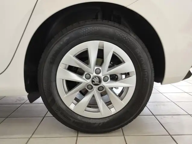 Skoda Fabia view 8