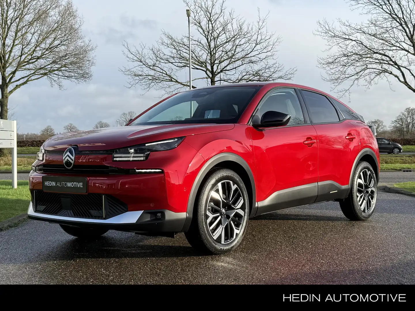 Citroen C4 1.2 Hybrid 145pk Max | €7.697 DEMO KORTING! | 360 Rood - 1