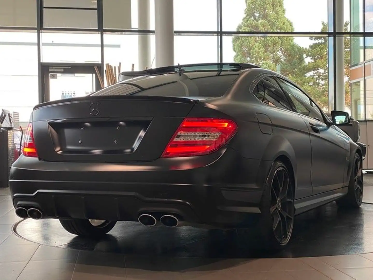 Mercedes-Benz C 63 AMG Edition 507 Driver'sP Memory Pano ILS Schwarz - 2