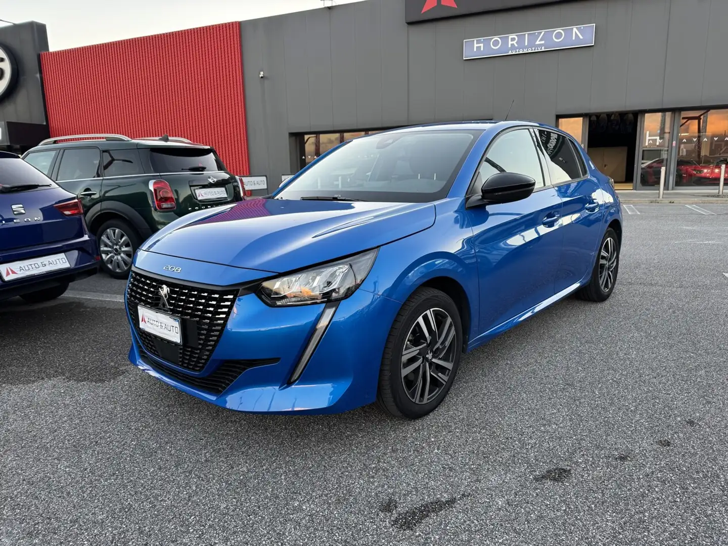 Peugeot 208 1.2 puretech Allure s&s 75cv Blauw - 1