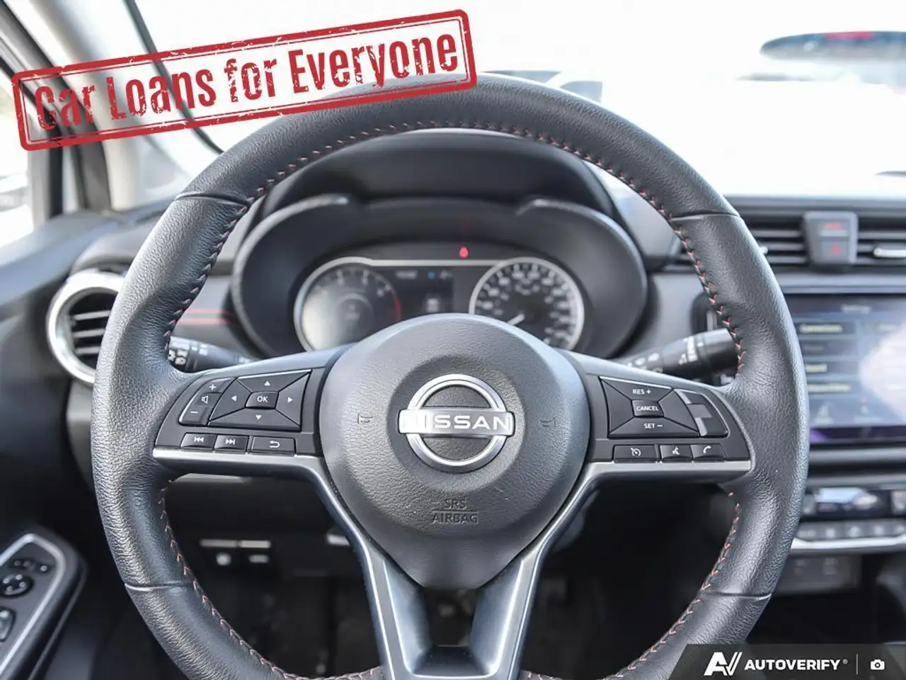 Nissan Versa снимка Nissan Versa