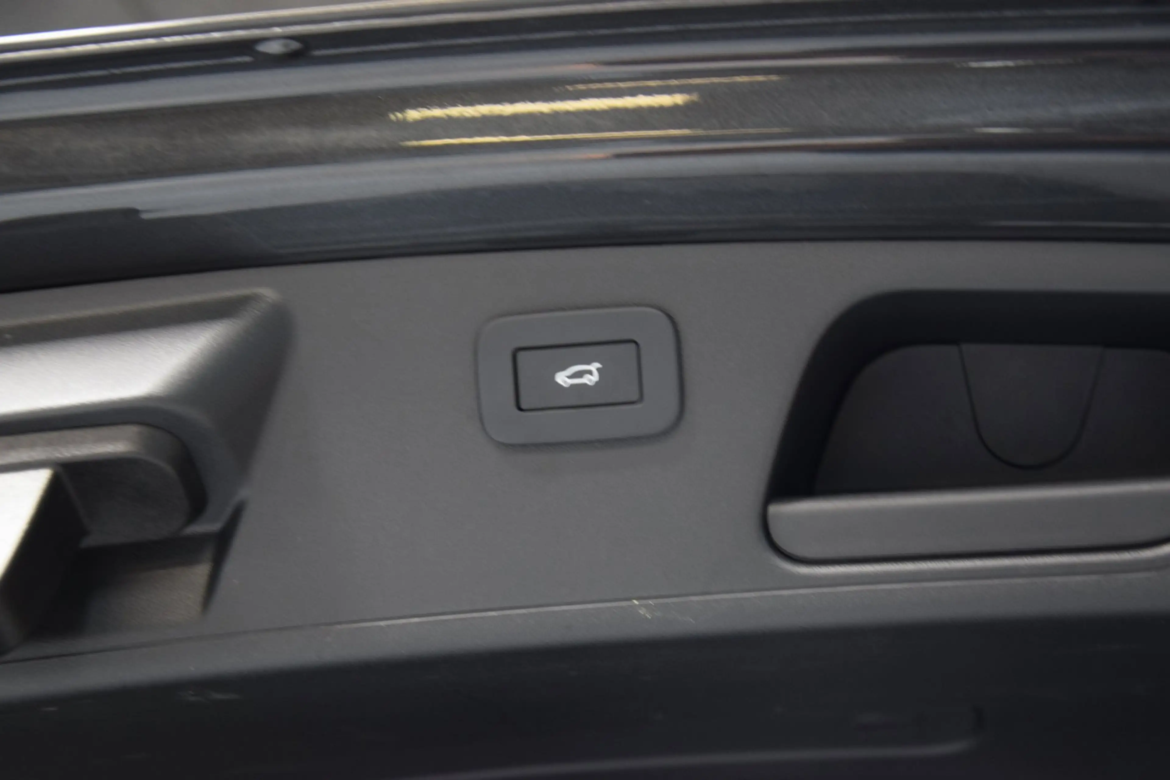 Jaguar E-Pace 1.5 P270e R-Dynamic HSE Navi|Leder|1e Eig|Dealer O — photo 34
