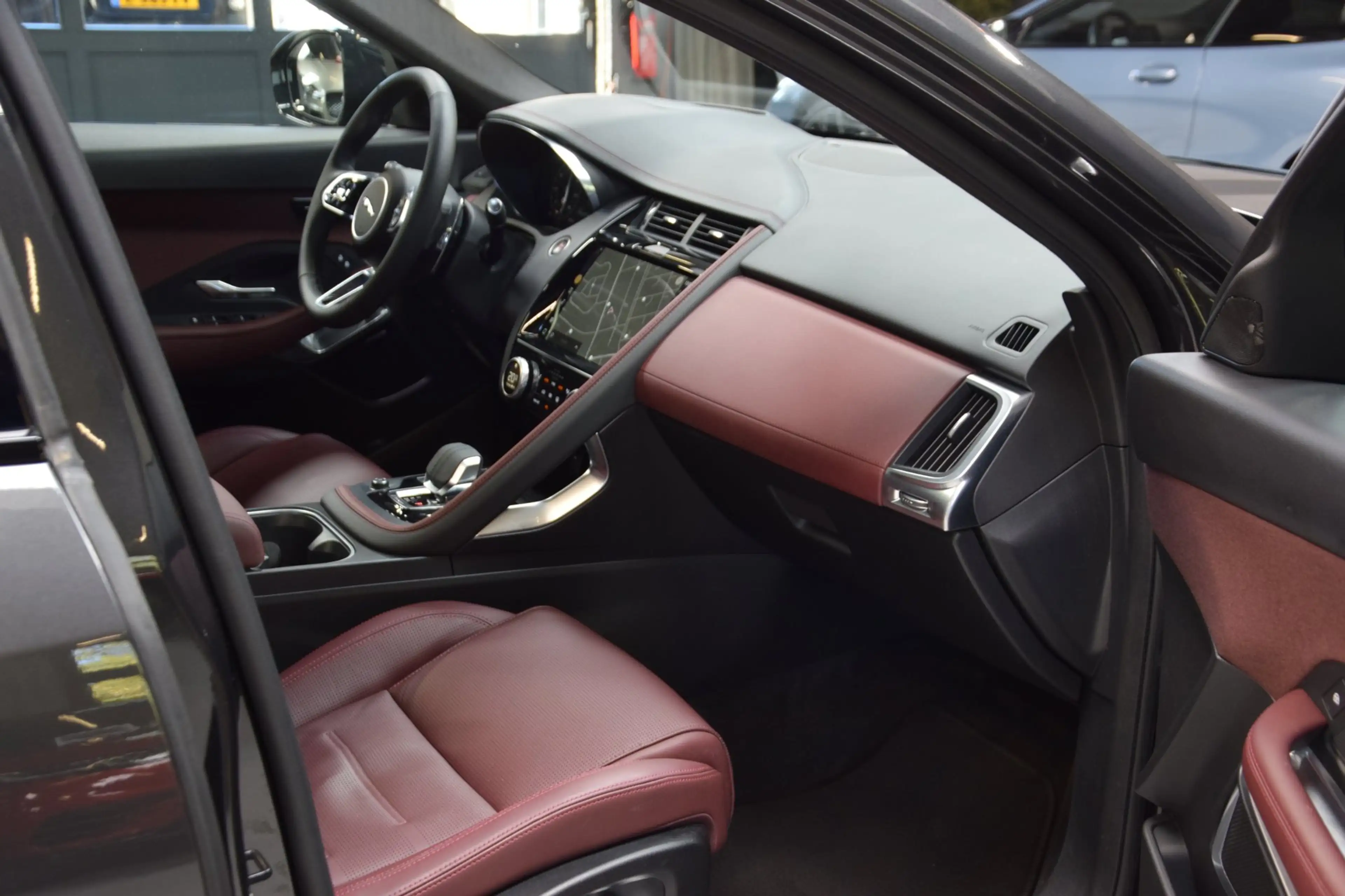 Jaguar E-Pace 1.5 P270e R-Dynamic HSE Navi|Leder|1e Eig|Dealer O — photo 19