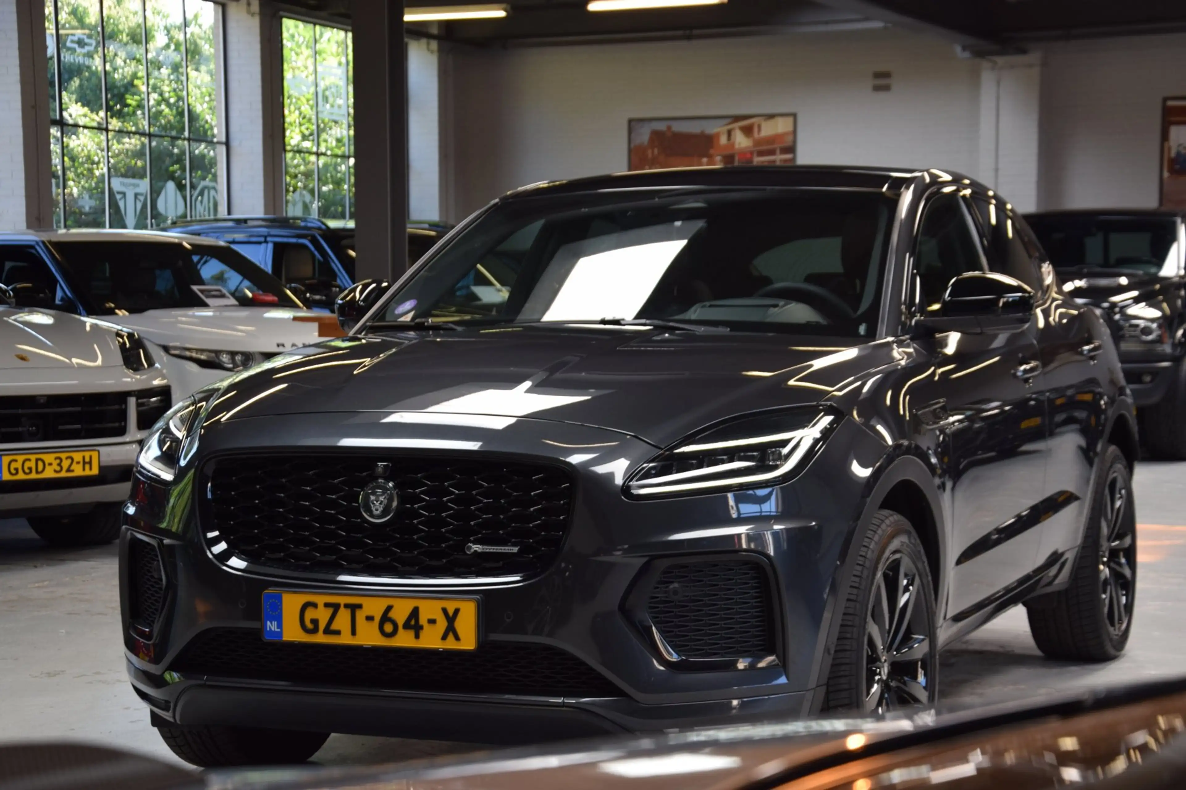 Jaguar E-Pace 1.5 P270e R-Dynamic HSE Navi|Leder|1e Eig|Dealer O — photo 11