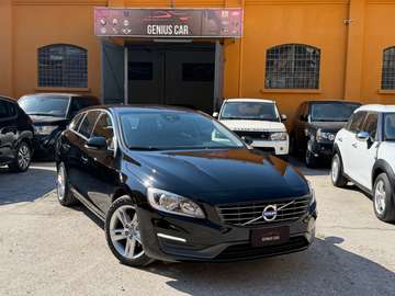 V60 I 2014 2.0 d4 R-design Momentum 181cv