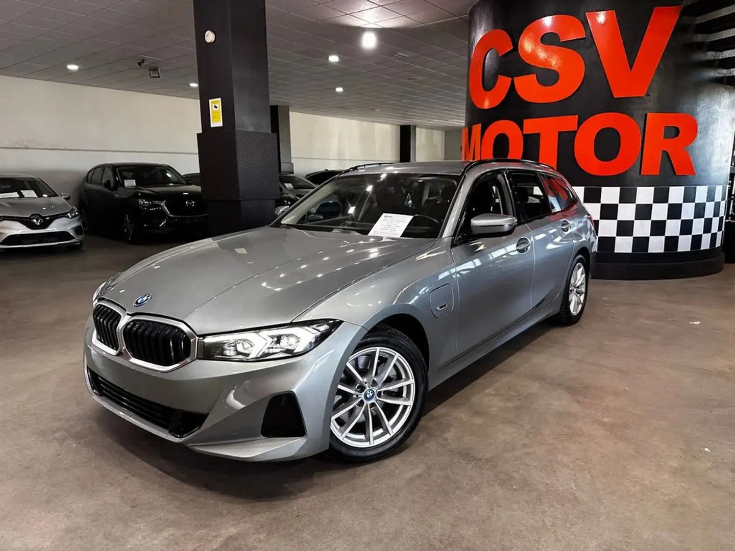 BMW 330 330e Plateado - 2