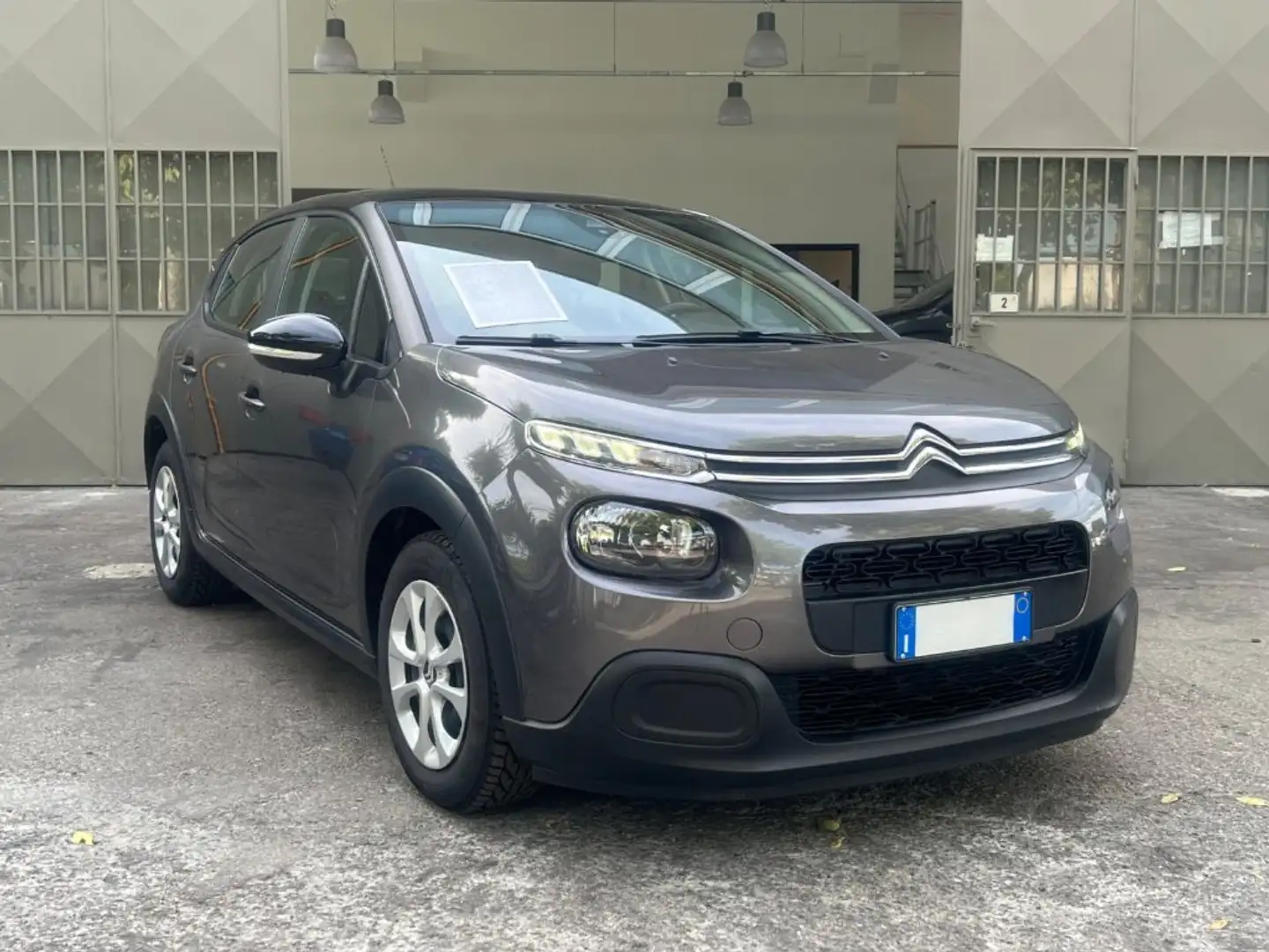 Citroen C3 PureTech 82  Shine Grigio - 1