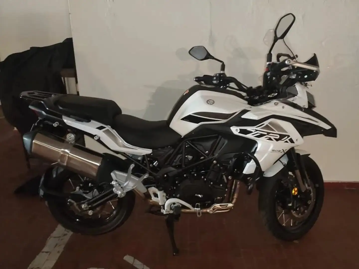 Benelli TRK 502 Bianco - 1