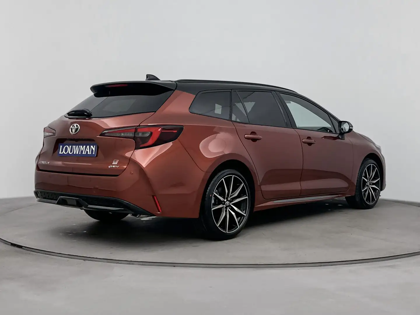 Toyota Corolla Touring Sports Hybrid 180 GR Sport | Apple Carplay Oranje - 2