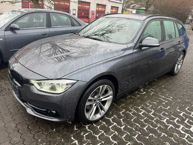 BMW 330 BMW 330 d Xdrive Sportline Panorama Head UP LED LE