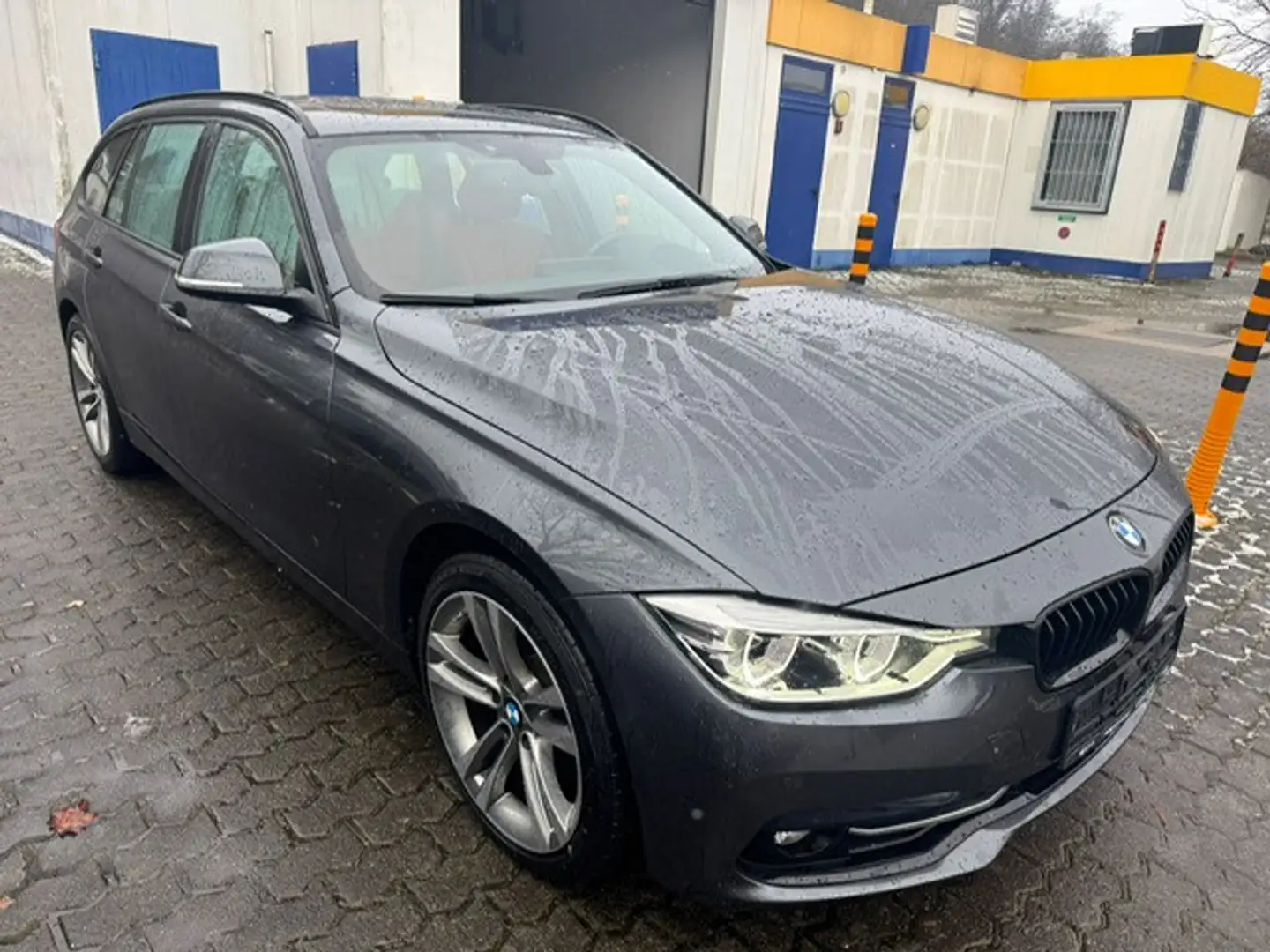 BMW 330 BMW 330 d Xdrive Sportline Panorama Head UP LED LE Gris - 2