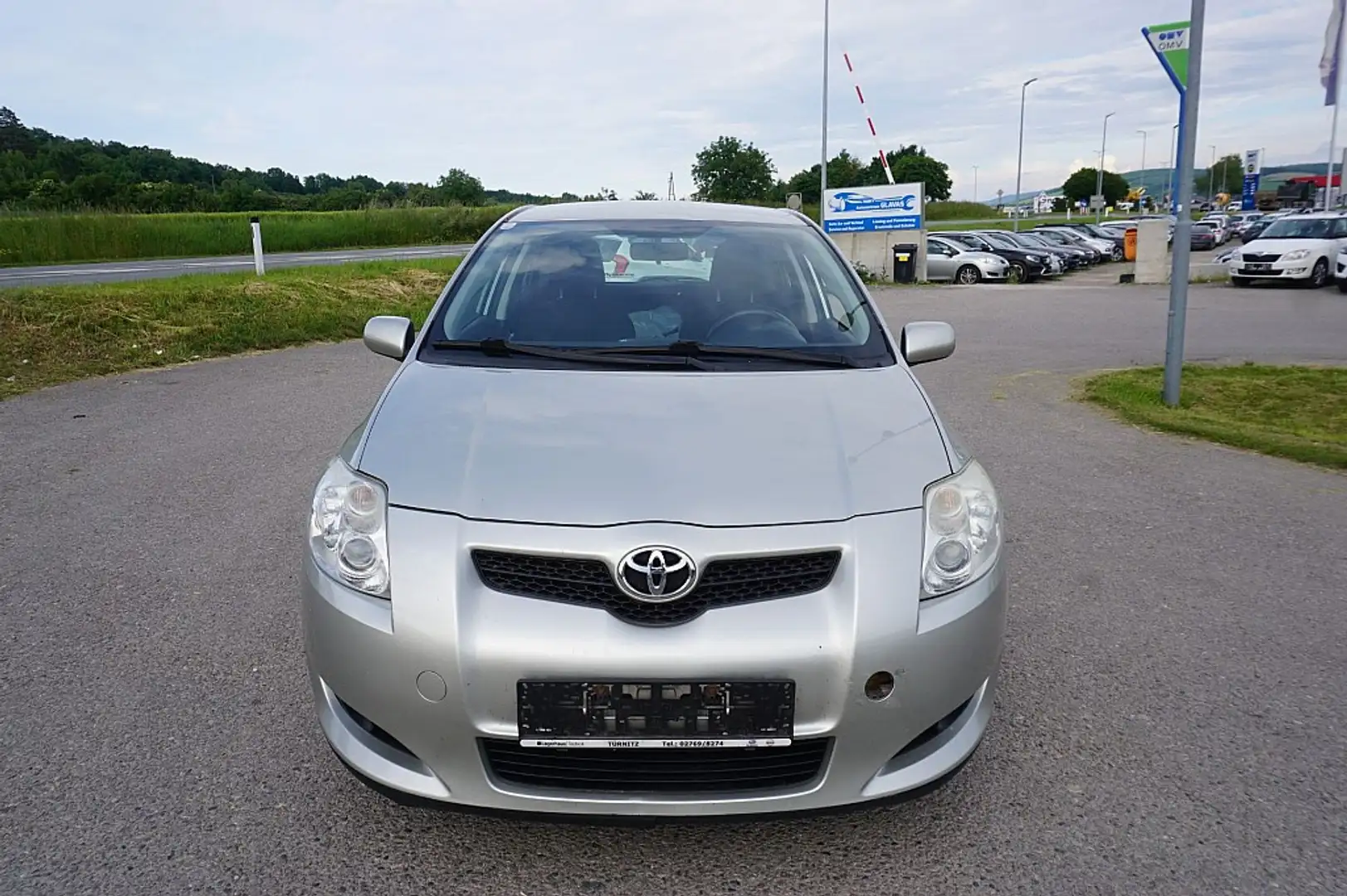 Toyota Auris 1,4 D-4D 90 Mid Grau - 1