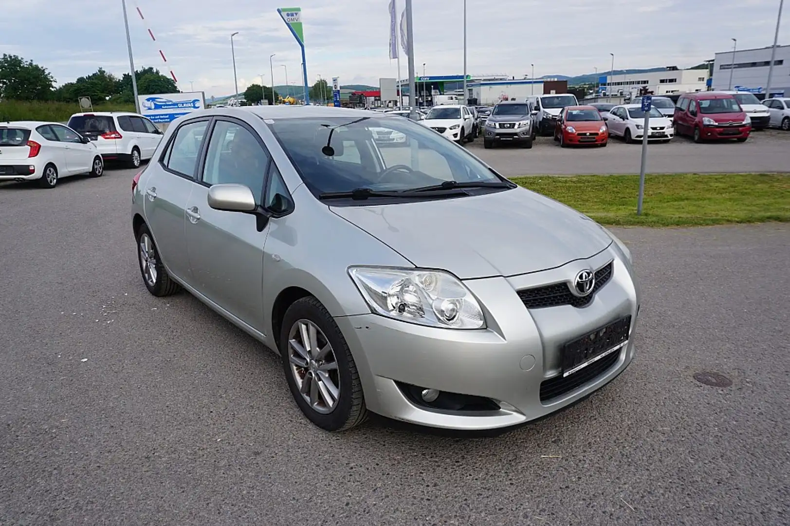 Toyota Auris 1,4 D-4D 90 Mid Grau - 2