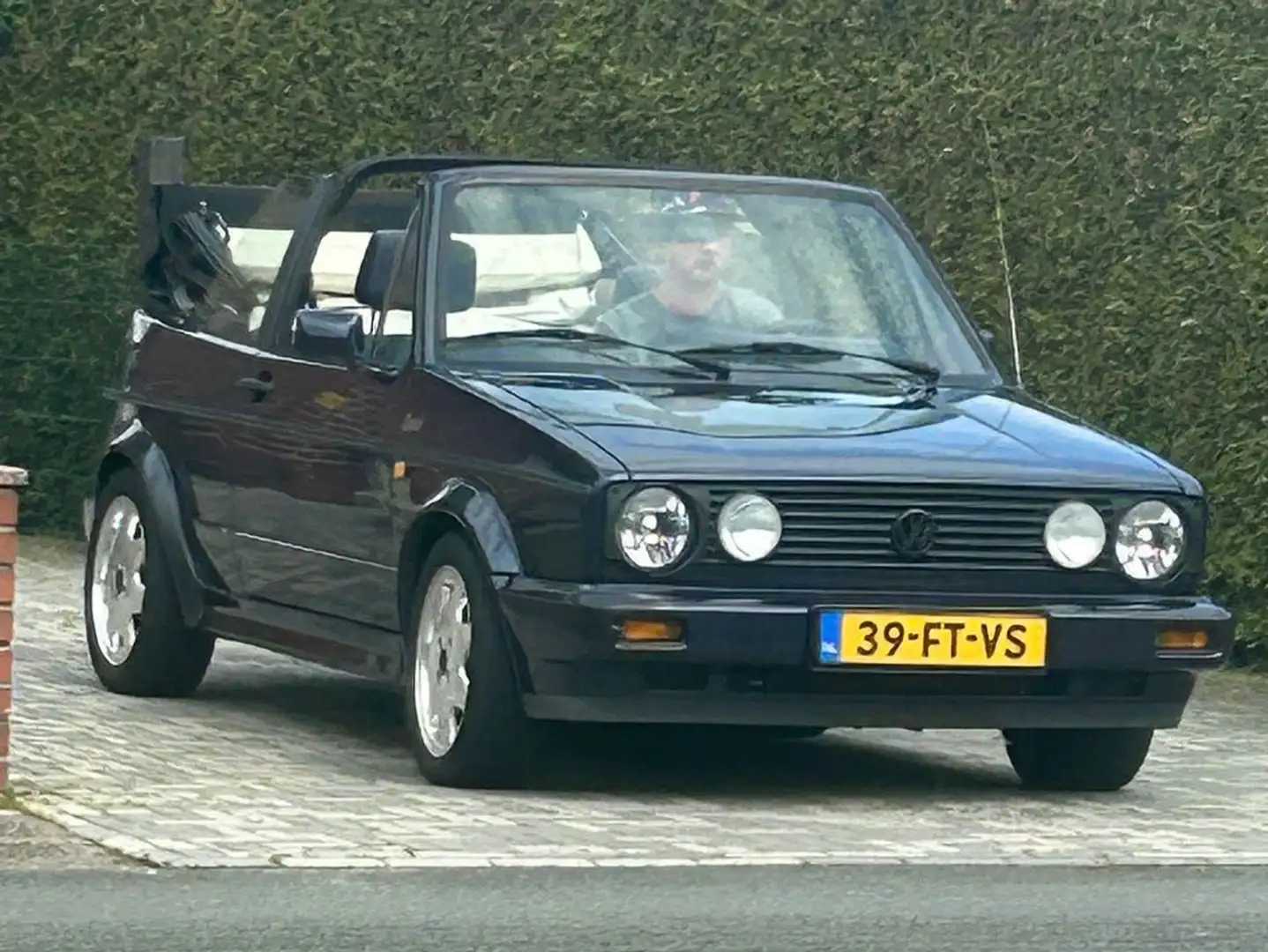 Volkswagen Golf Cabriolet Golf Cabriolet 1.8 i Modrá - 1