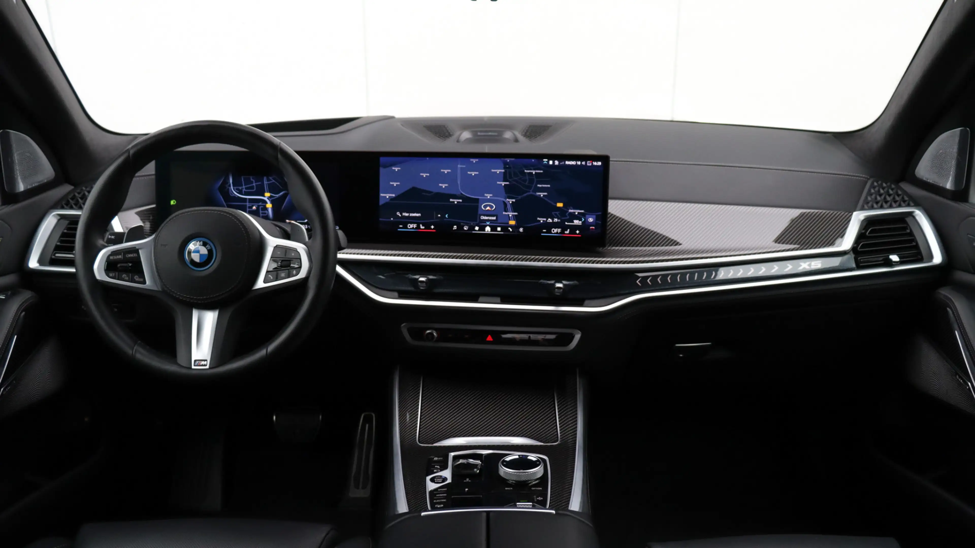 BMW X5 xDrive50e M-Sport Pro | Bowers & Wilkins | Massage — photo 30