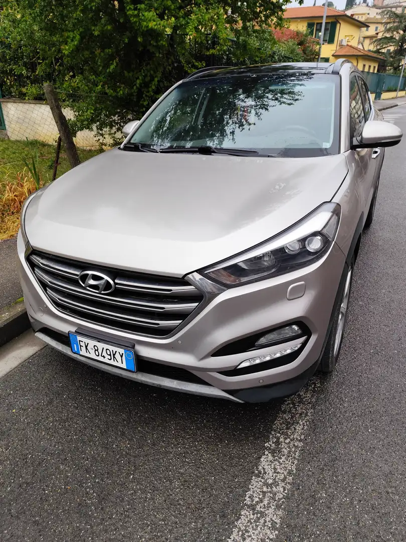 Hyundai TUCSON Tucson II 2015 1.7 crdi Xpossible 2wd 141cv dct Grigio - 2