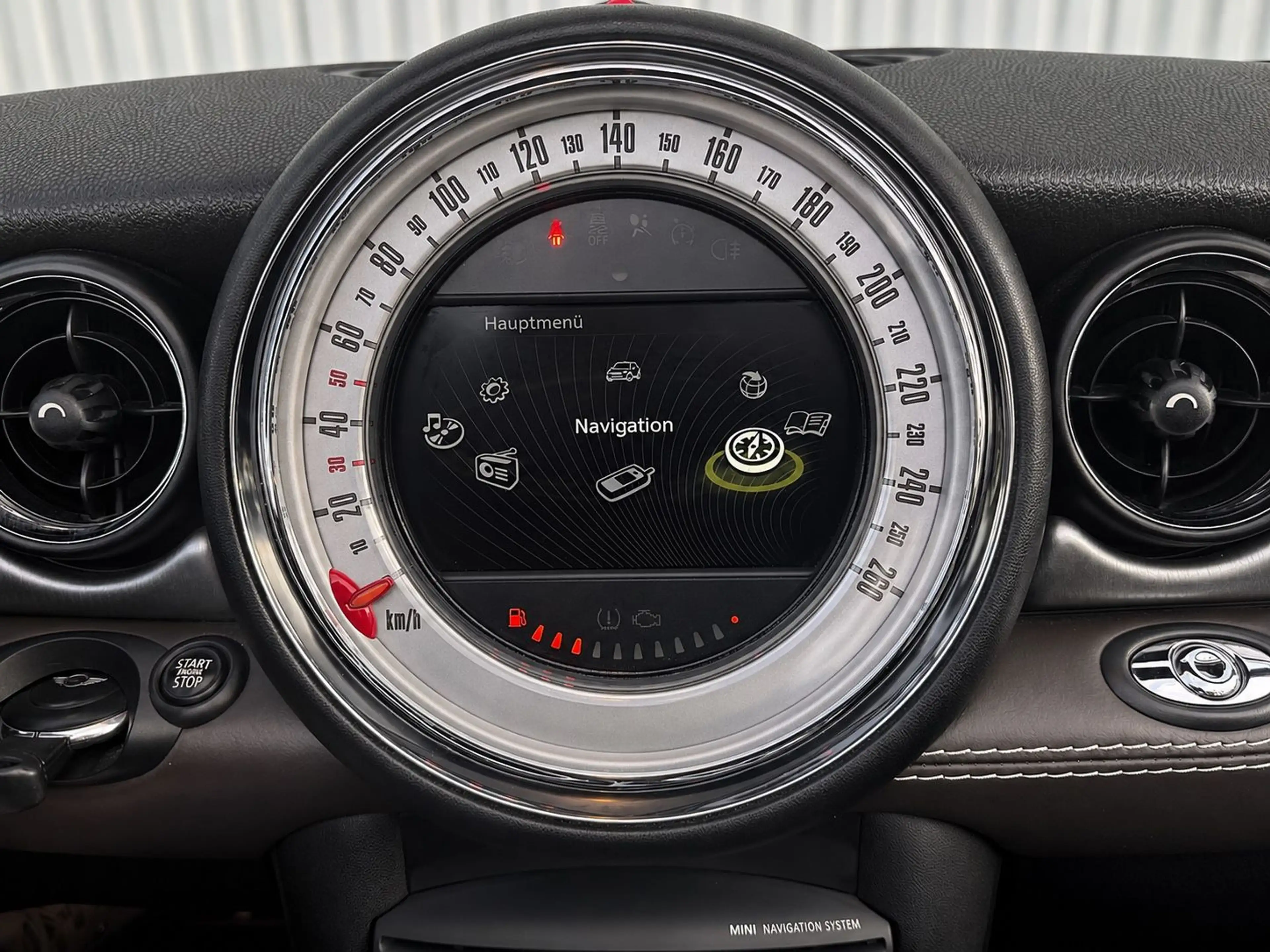 MINI Cooper SD Cabrio *Highgate* Aut*H&K*Xenon — photo 17