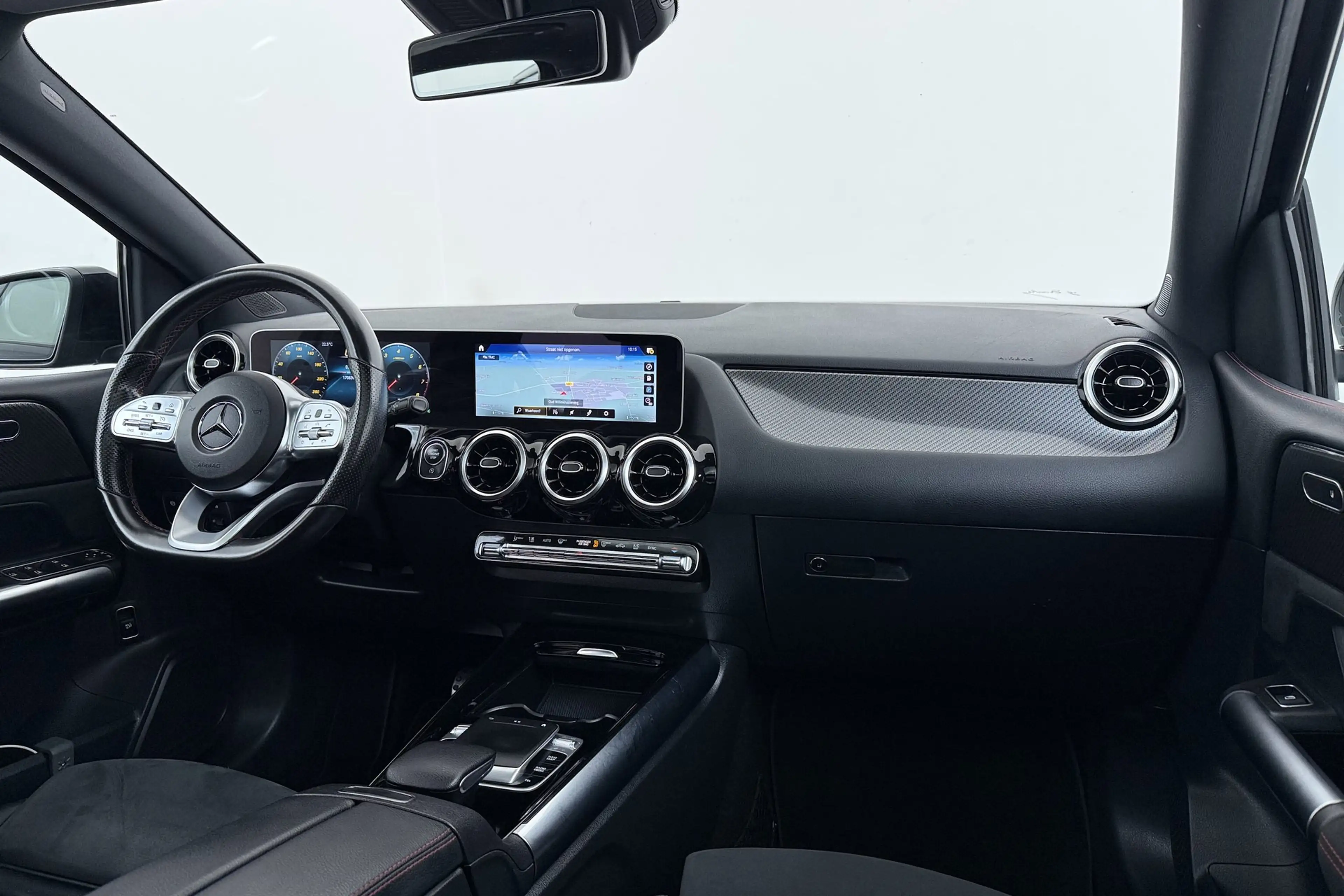 Mercedes-Benz B 180 Business Solution AMG-Line | Panoramadak | Org NL — photo 17