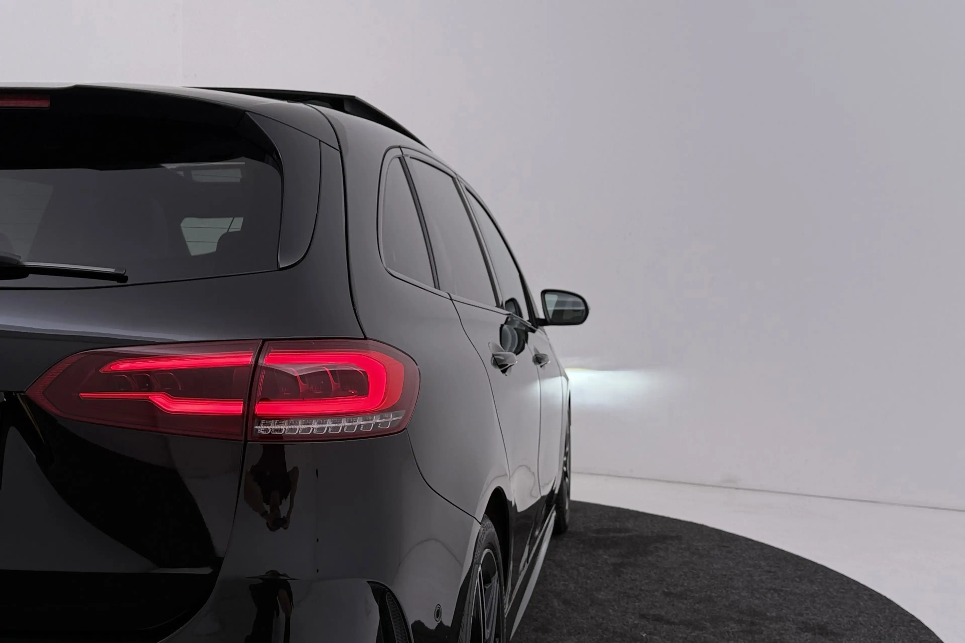 Mercedes-Benz B 180 Business Solution AMG-Line | Panoramadak | Org NL — photo 48