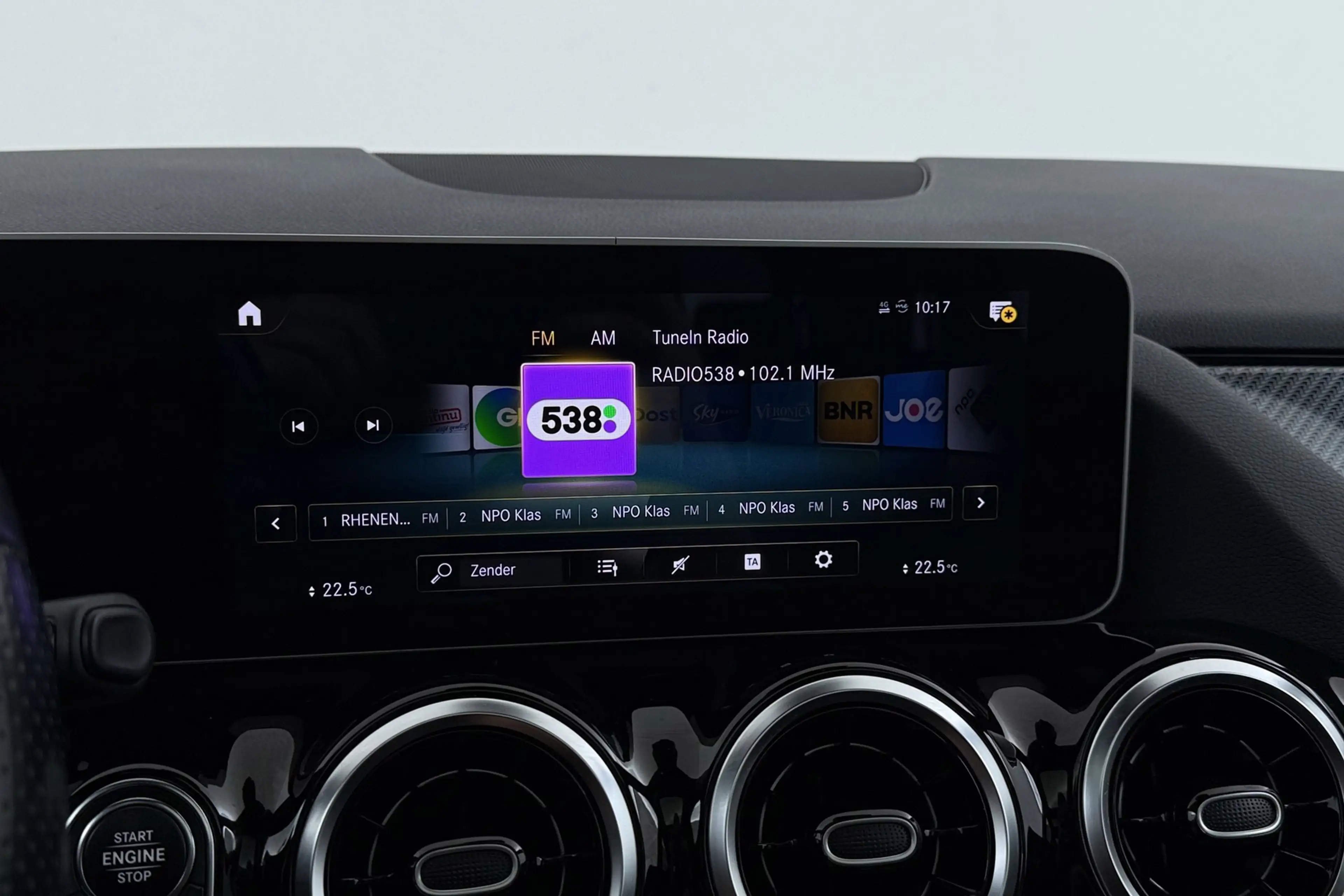 Mercedes-Benz B 180 Business Solution AMG-Line | Panoramadak | Org NL — photo 26
