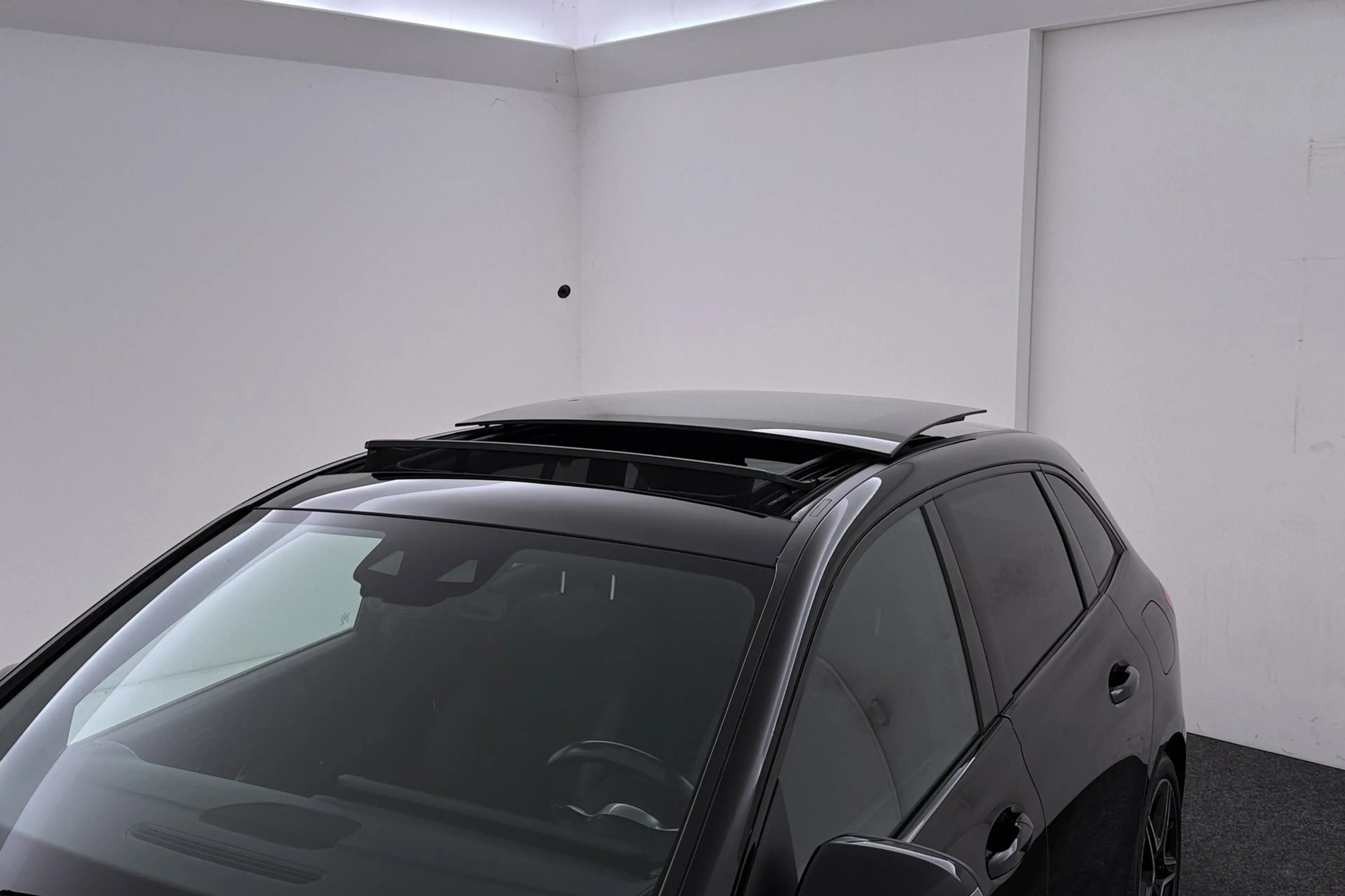 Mercedes-Benz B 180 Business Solution AMG-Line | Panoramadak | Org NL — photo 46