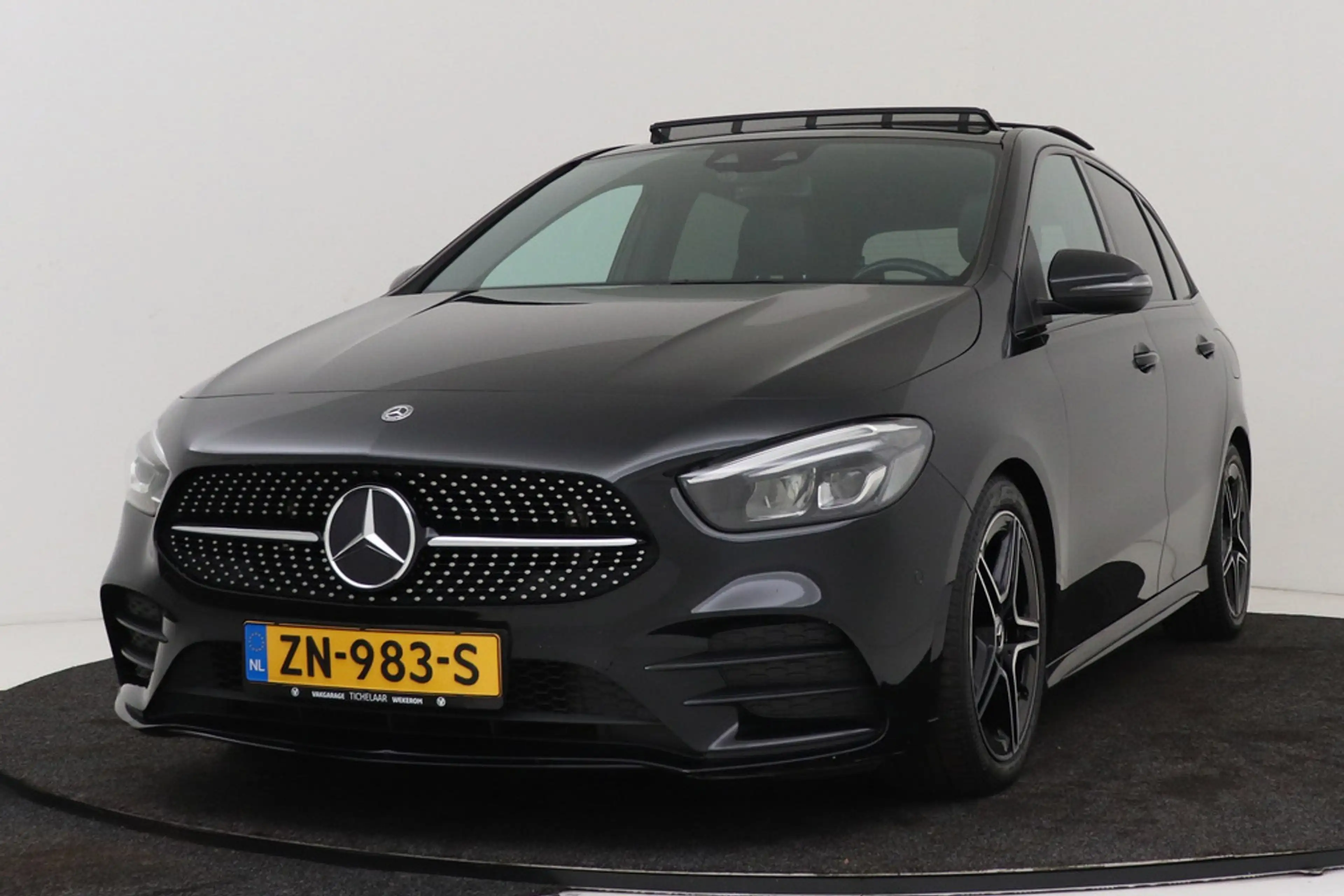 Mercedes-Benz B 180 Business Solution AMG-Line | Panoramadak | Org NL — photo 15