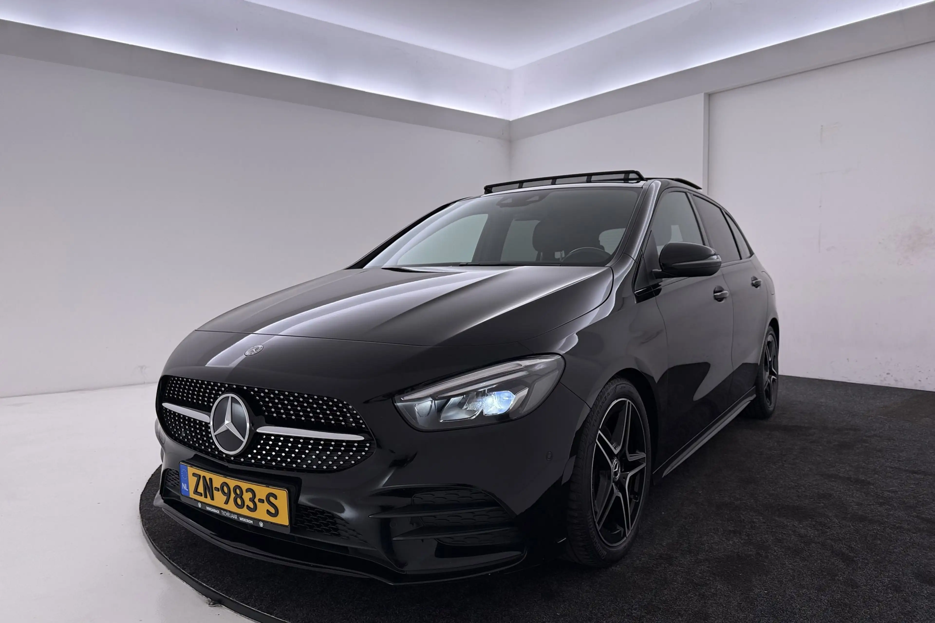 Mercedes-Benz B 180 Business Solution AMG-Line | Panoramadak | Org NL — photo 45