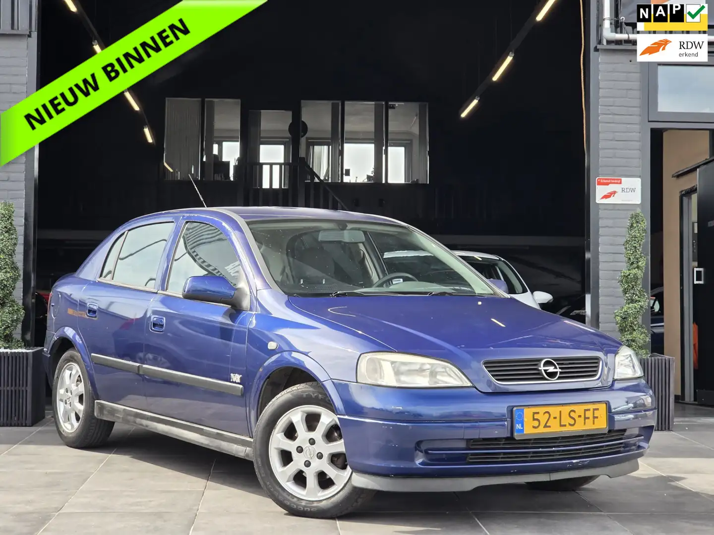 Opel Astra 1.6 Njoy|Airco|Cruise Control|El Pakket|NAP|APK Blauw - 1