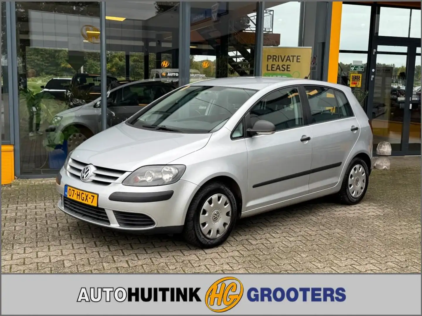Volkswagen Golf Plus 1.4 Trendline - navi - climate control - incl. beu Grijs - 1